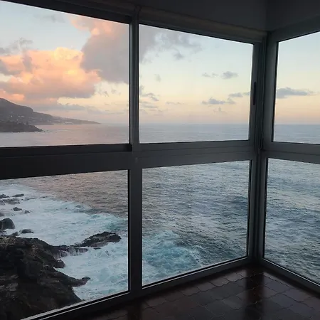 Sea Lover's Nest *